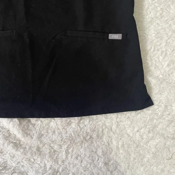 Figs Women's Short Sleeve Black Top - Picture 2 of 8